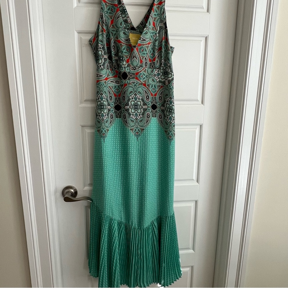 Of course! It’s from ANTHROPOLOGY! Stunning design with magnificent colors